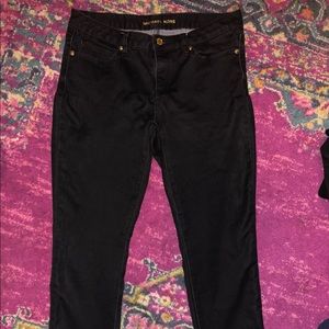 Michael Kors Jeans - Michael Kors Size 6 Black Jeans Michael Kors Jeans - Michael Kors Size 6 Black Jeans